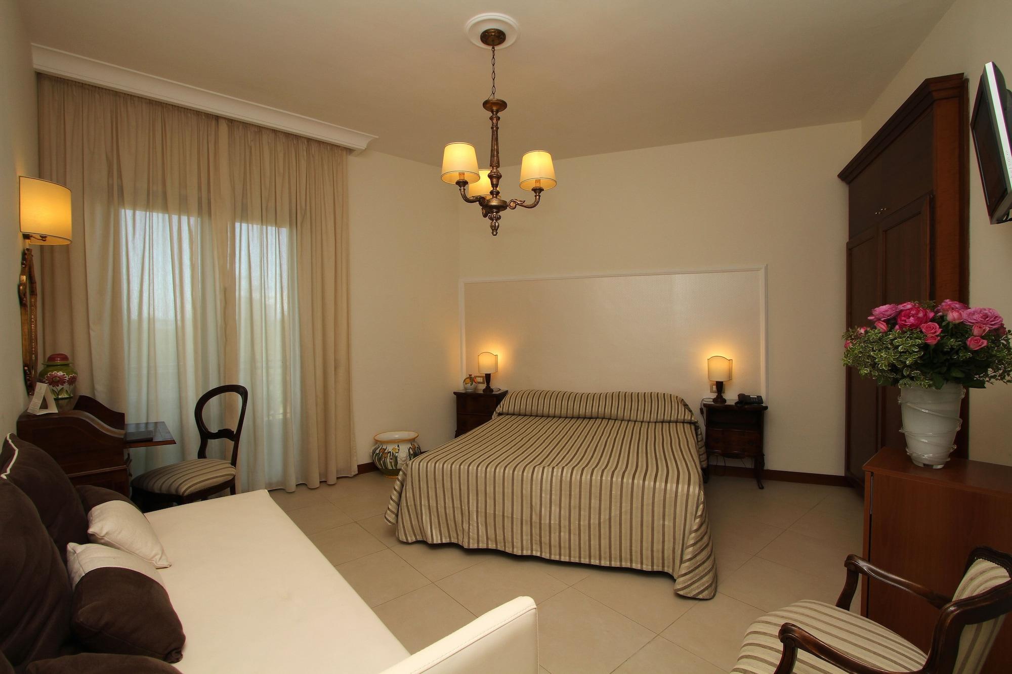 Hotel Alpha Sant'Agnello Eksteriør bilde